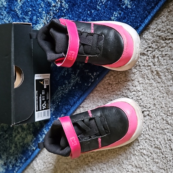 Jordans 10c - Picture 1 of 5